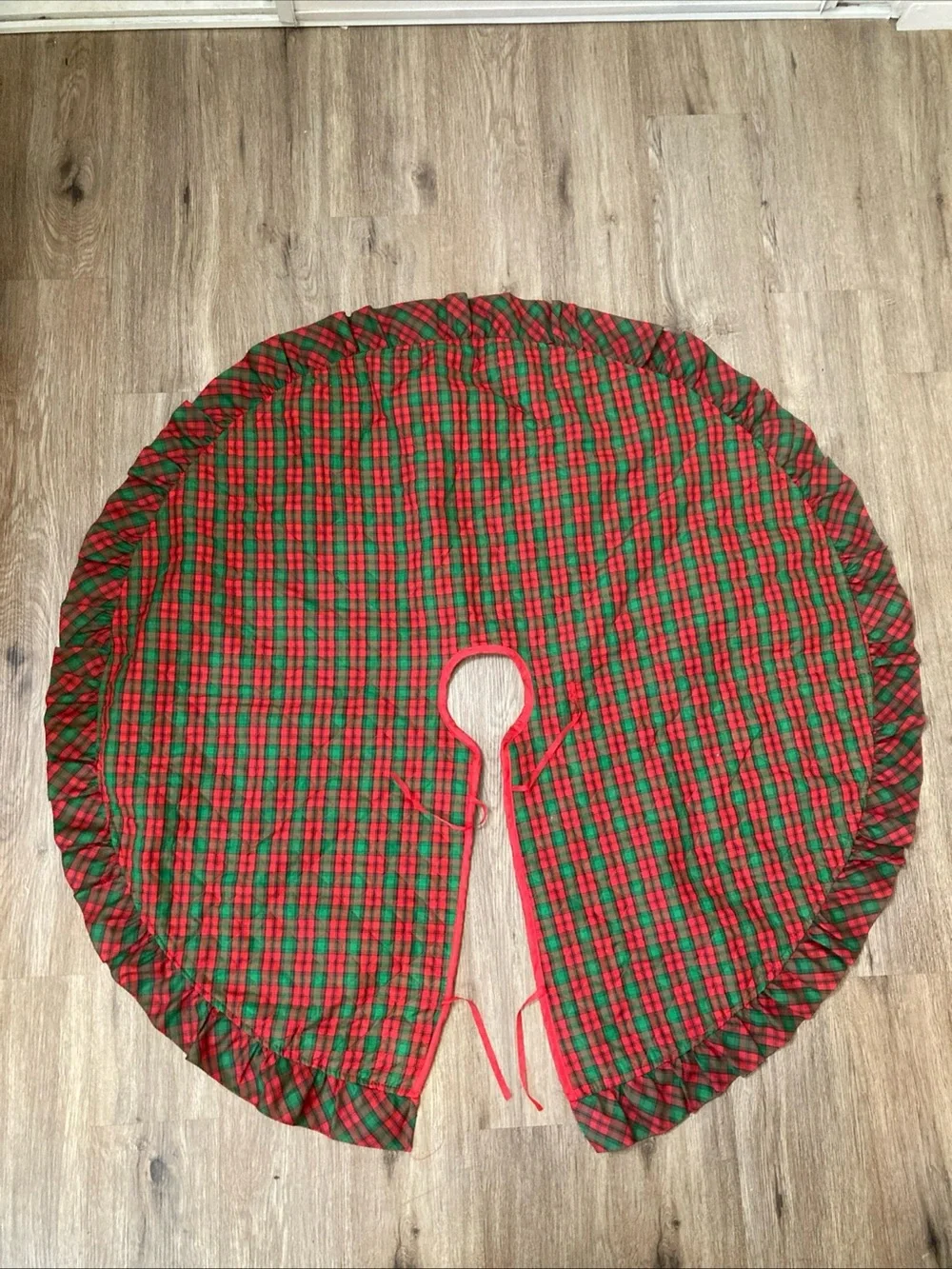 Vintage Christmas Tree Skirt Red Green Tartan Plaid Ruffled Quilted 43” Taiwan